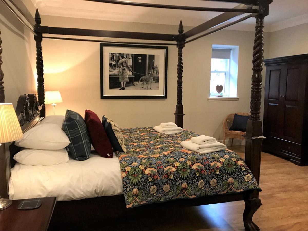 Cherry Blossom Cottage คูพาร์ ภายนอก รูปภาพ